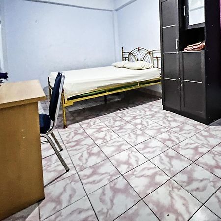 Oyo 91757 Surya Hotelneartaman Anggrek Pkk Watansoppeng Lalabata Екстериор снимка