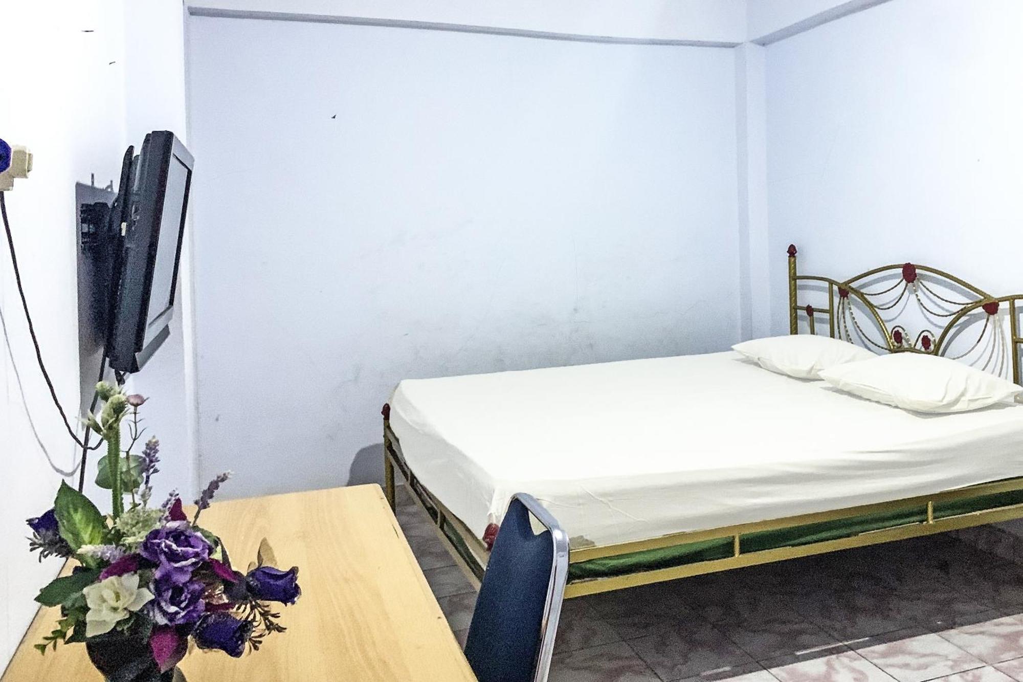 Oyo 91757 Surya Hotelneartaman Anggrek Pkk Watansoppeng Lalabata Екстериор снимка