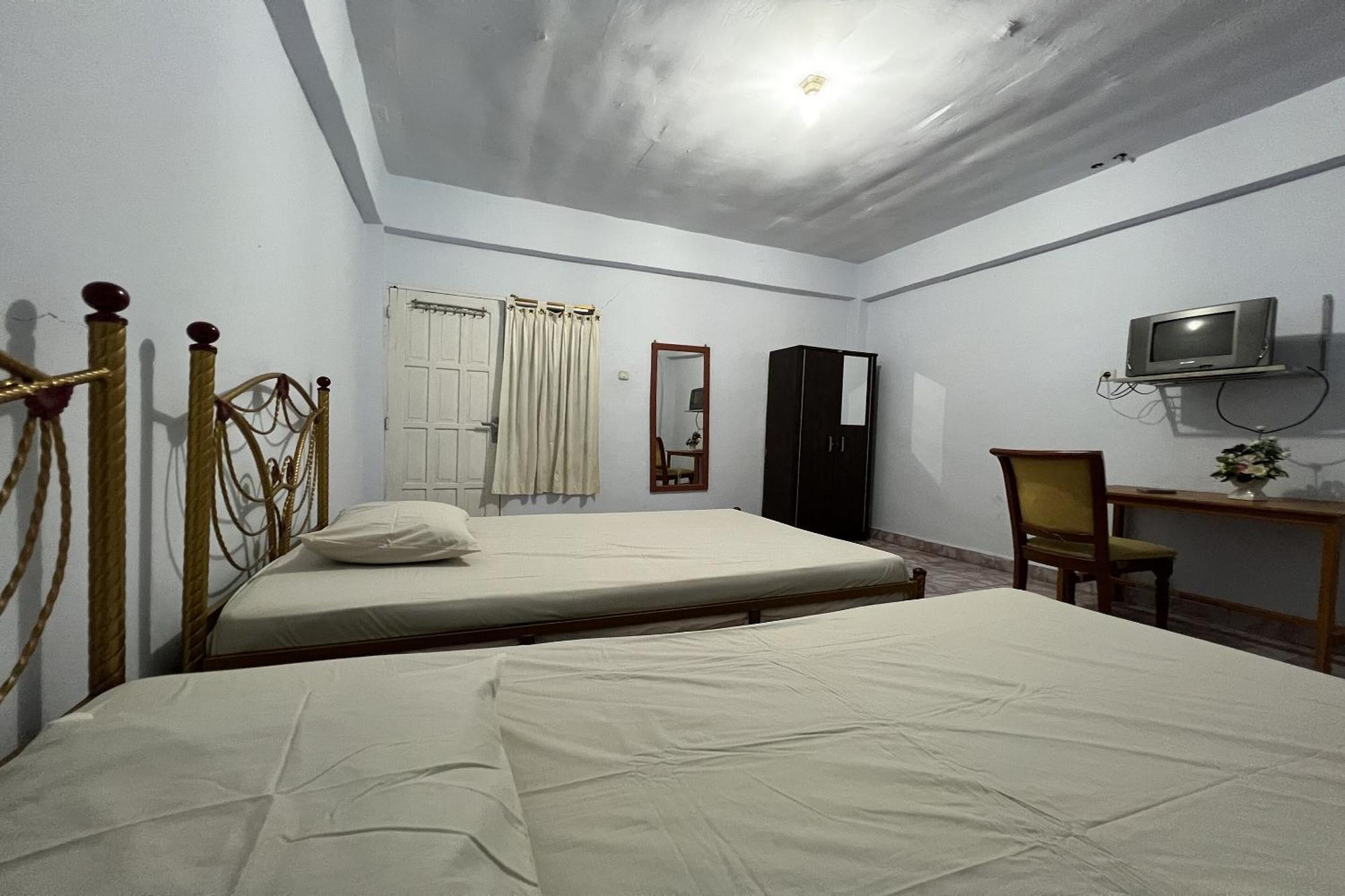 Oyo 91757 Surya Hotelneartaman Anggrek Pkk Watansoppeng Lalabata Екстериор снимка